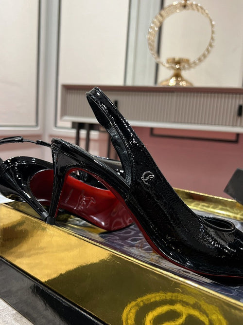 BLACK PATENT SLINGBACK HEELS