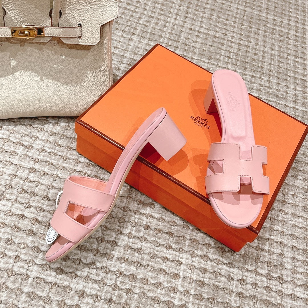 BLUSH PINK BLOCK HEEL SLIDES