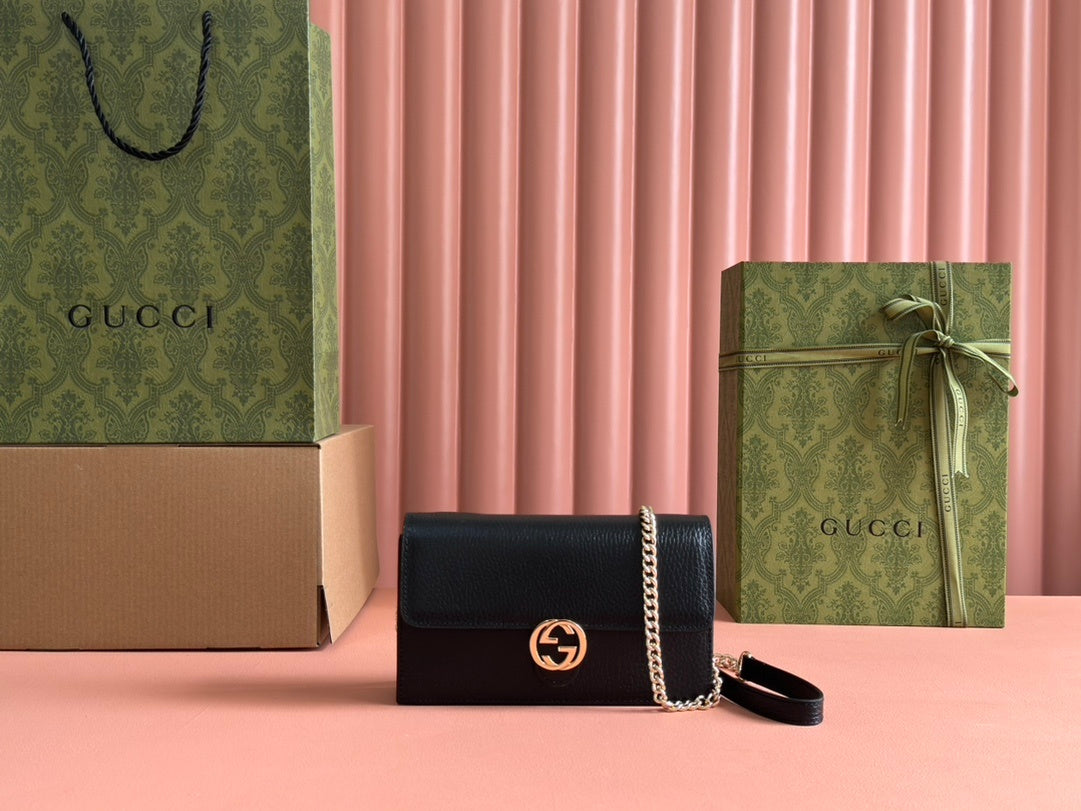 BLACK LEATHER CHAIN WALLET CROSSBODY BAG