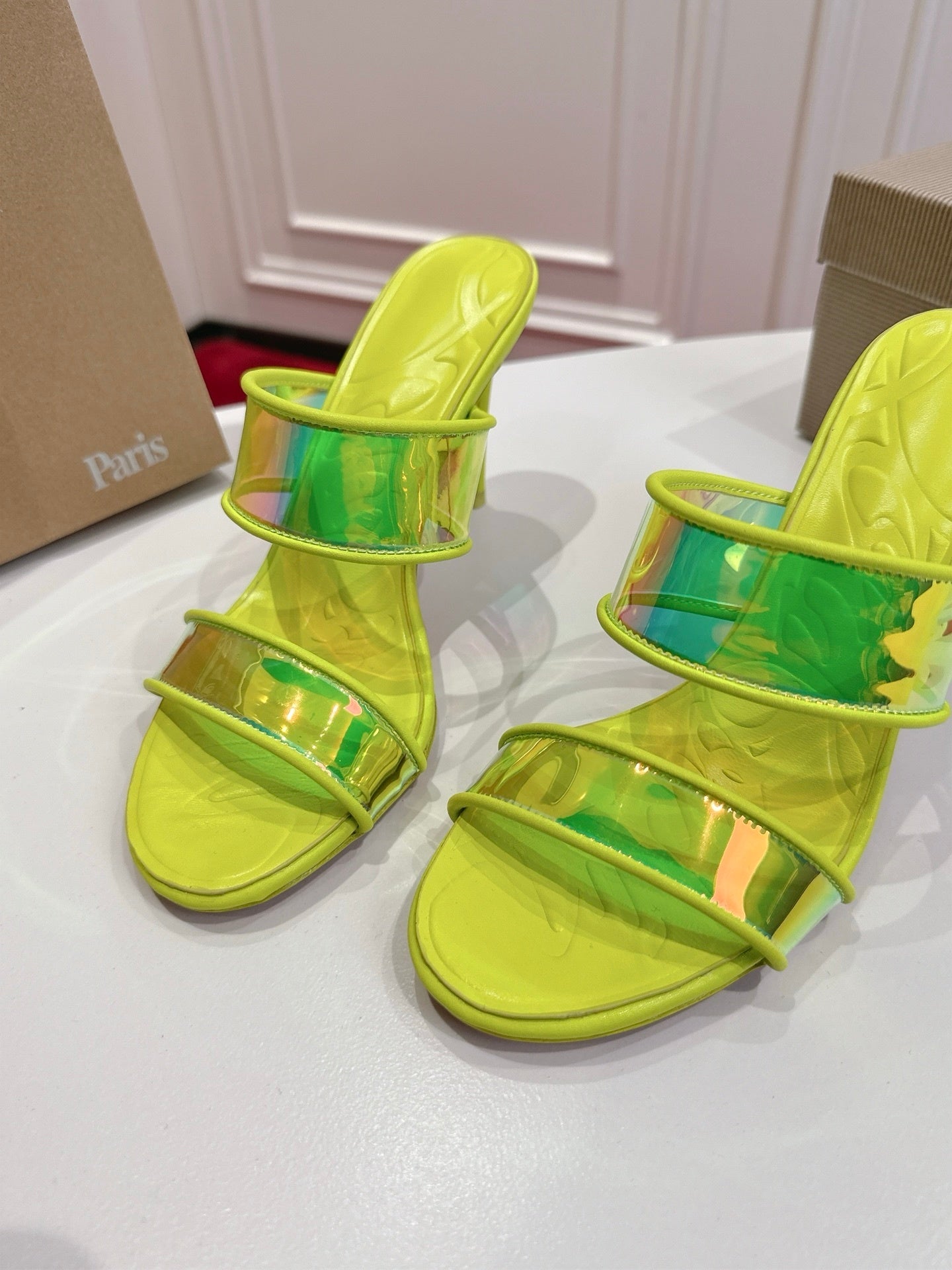 NEON YELLOW TRANSPARENT STRAP MULE HEELS