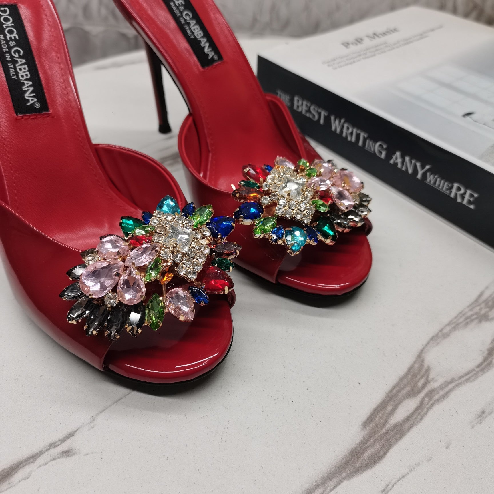 RED GLOSSY MULE HEEL SANDALS WITH MULTICOLOR CRYSTAL EMBELLISHMENT