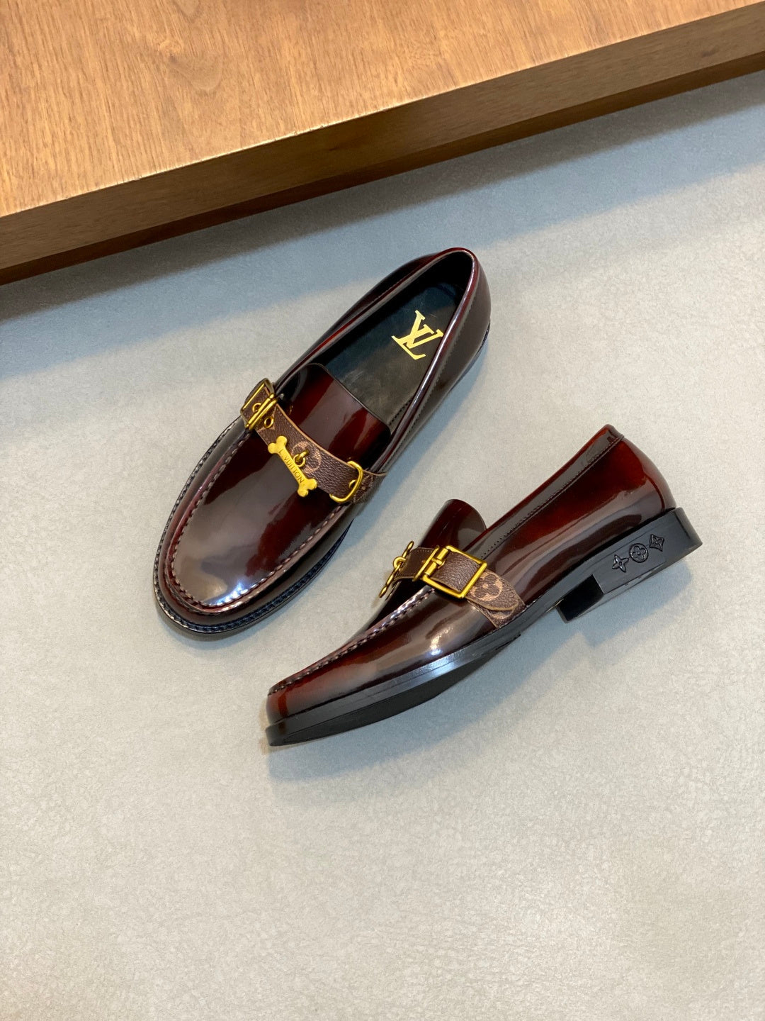 PATENT LEATHER LOAFERS