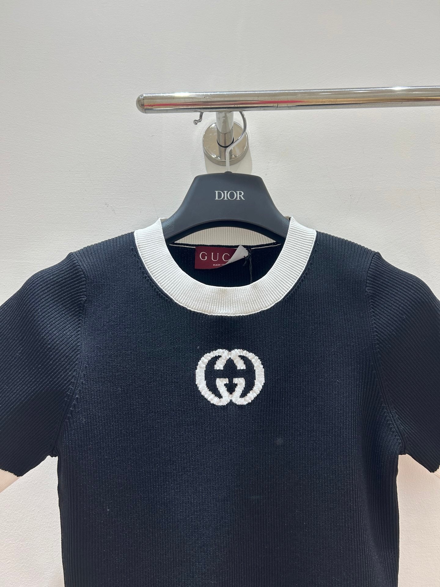 BLACK CONTRAST TRIM KNIT TOP