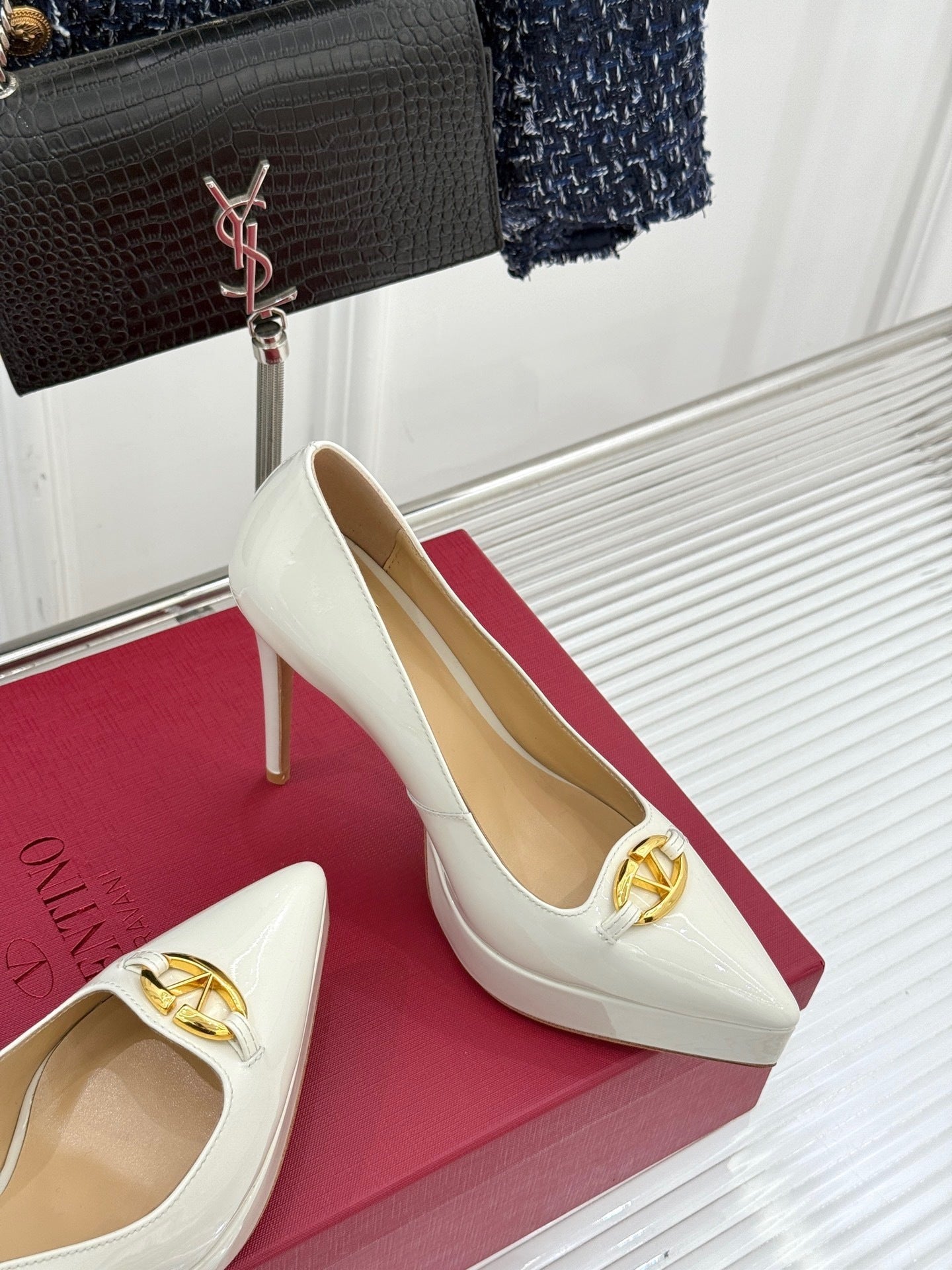 IVORY PATENT PLATFORM HEELS WITH GOLD ACCENT