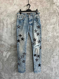 STAR APPLIQUÉ DISTRESSED SKINNY JEANS