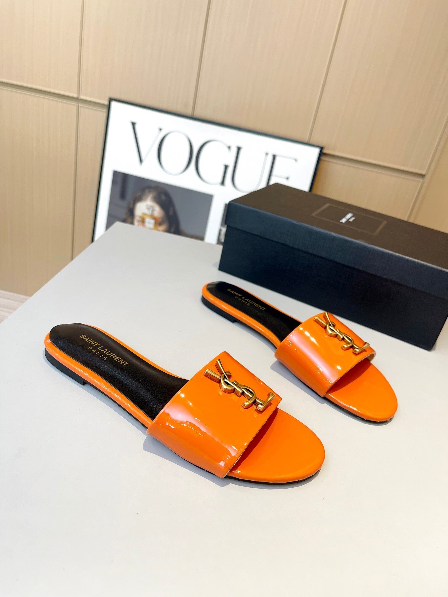 ORANGE PATENT SLIDE SANDALS