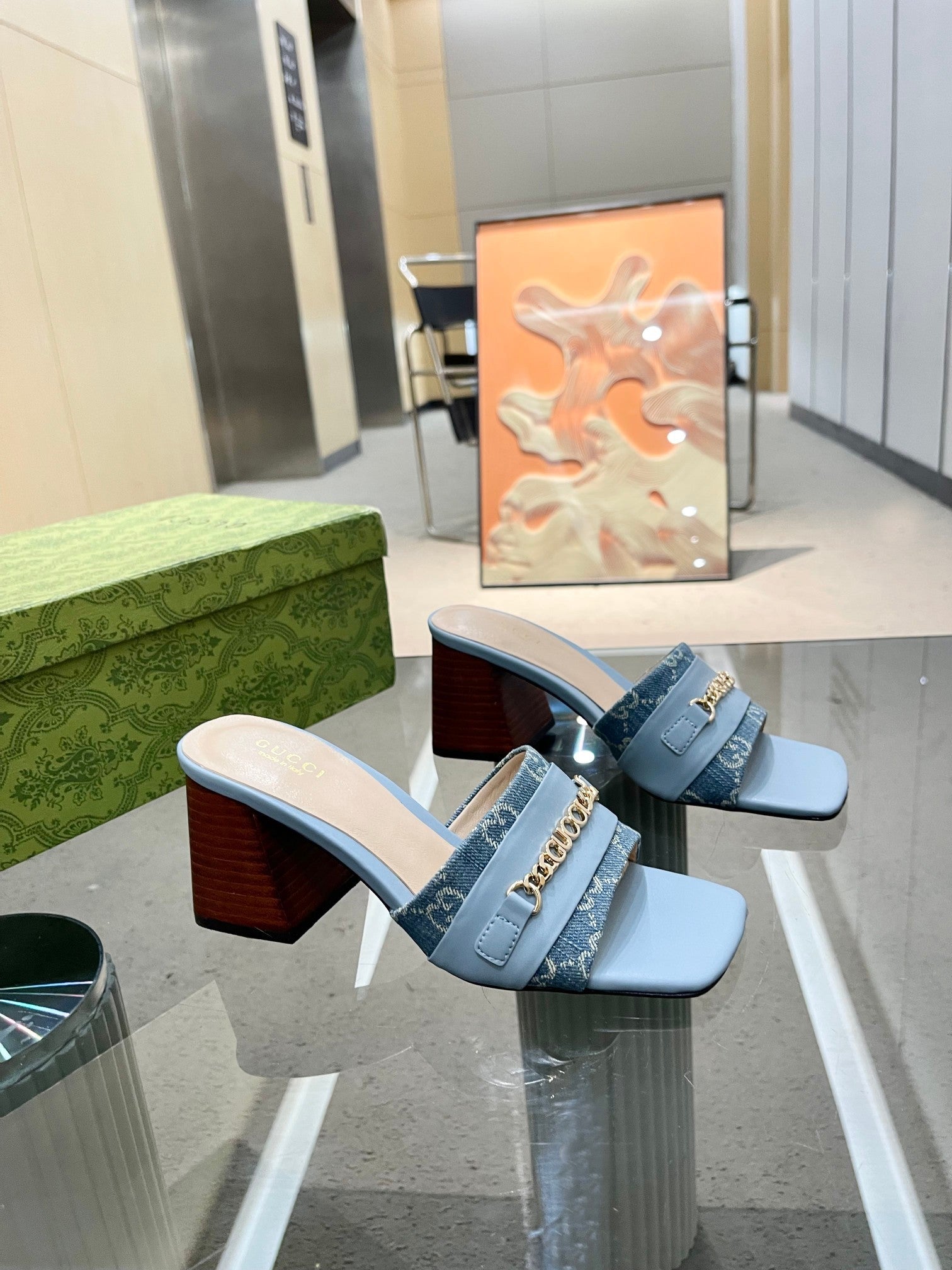 DENIM BLUE CHAIN DETAIL BLOCK HEEL MULES