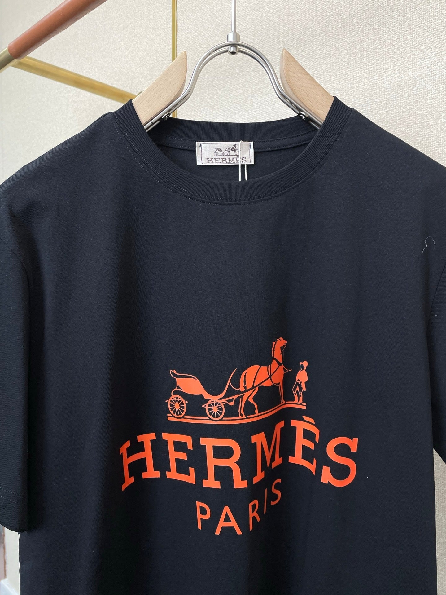 LOGO GRAPHIC T-SHIRTS WITH ICONIC PARIS PRINT