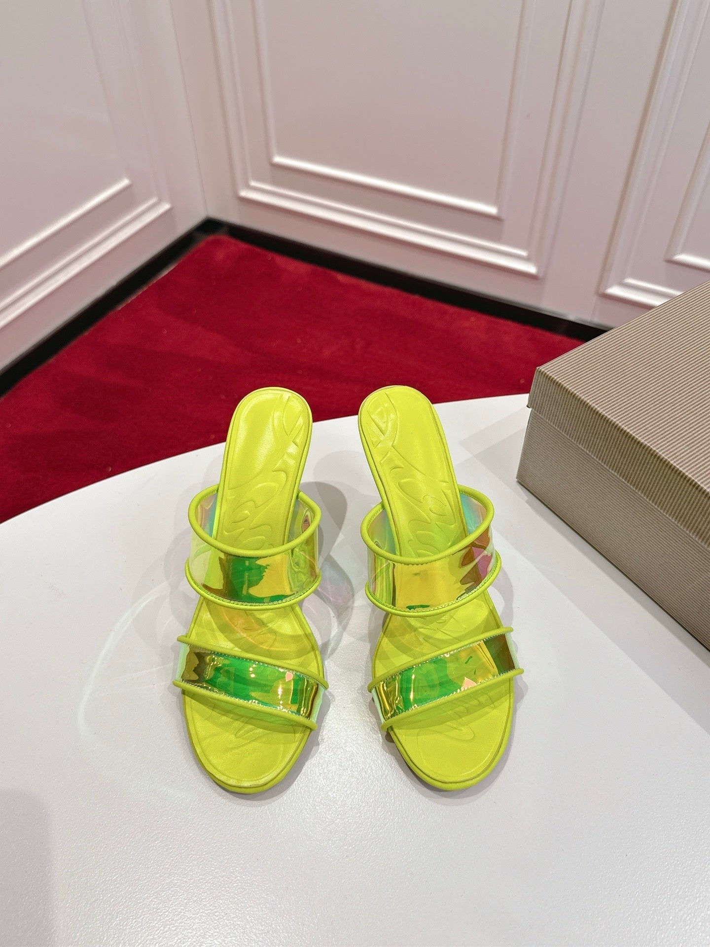 NEON YELLOW TRANSPARENT STRAP MULE HEELS