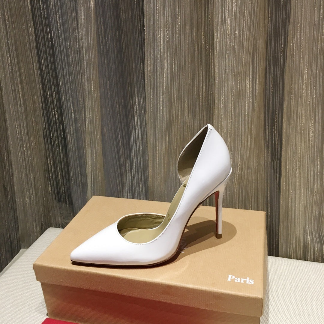 CLASSIC WHITE RED SOLE POINTED TOE PUMPS