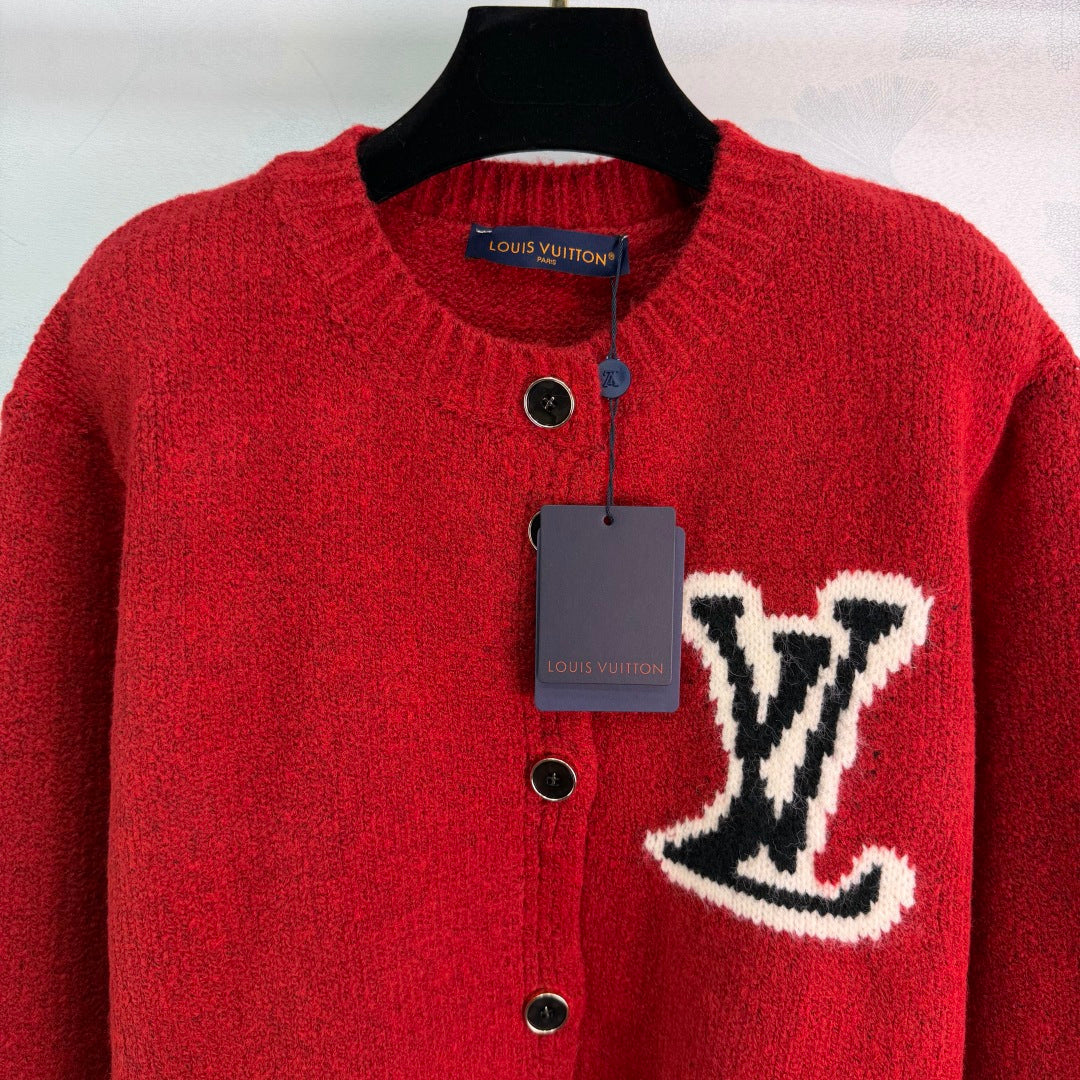 BUTTON-UP KNIT CARDIGAN WITH CONTRAST PATCH DETAIL