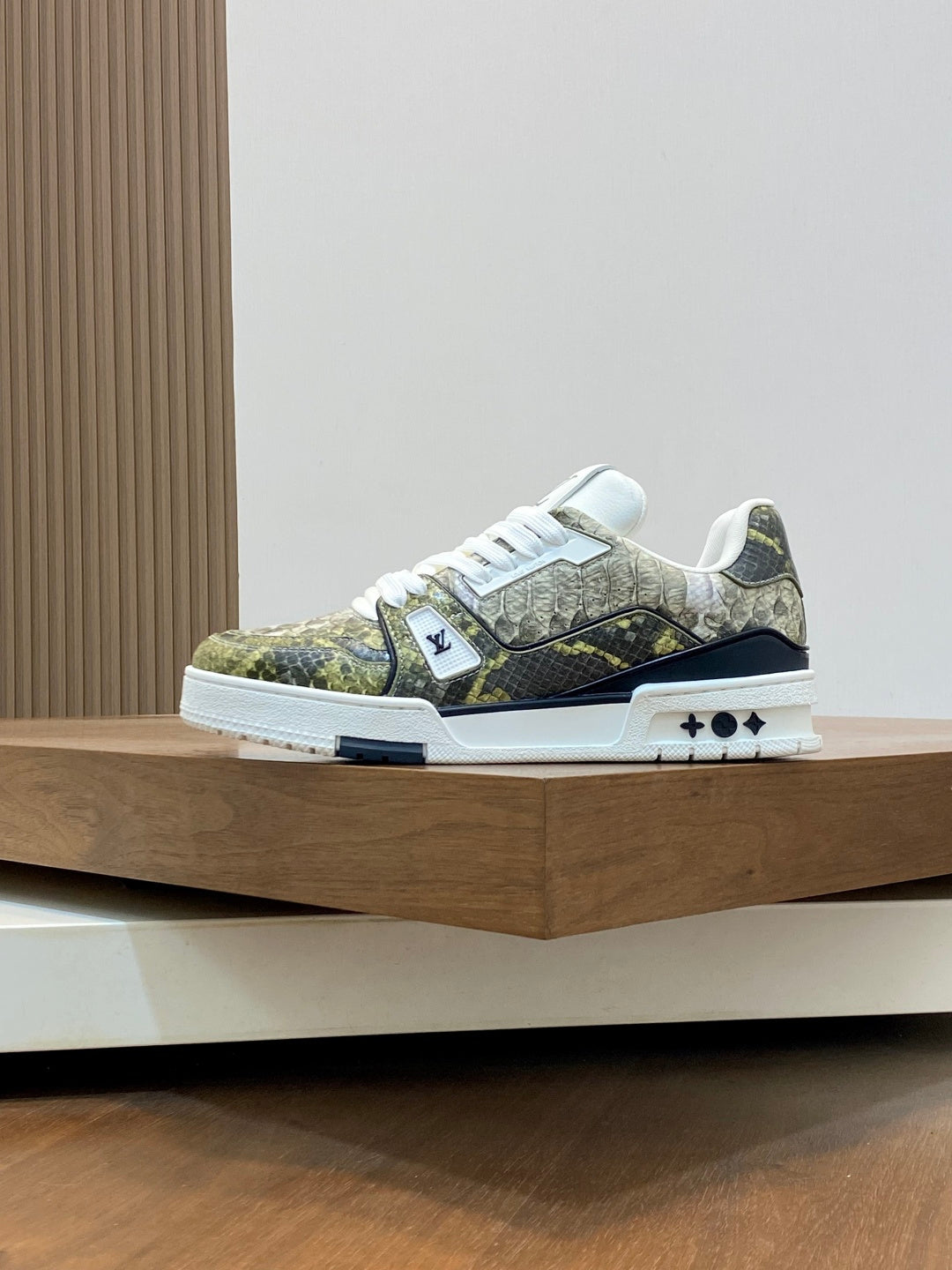 GREEN & BEIGE SNAKESKIN LOW-TOP SNEAKERS