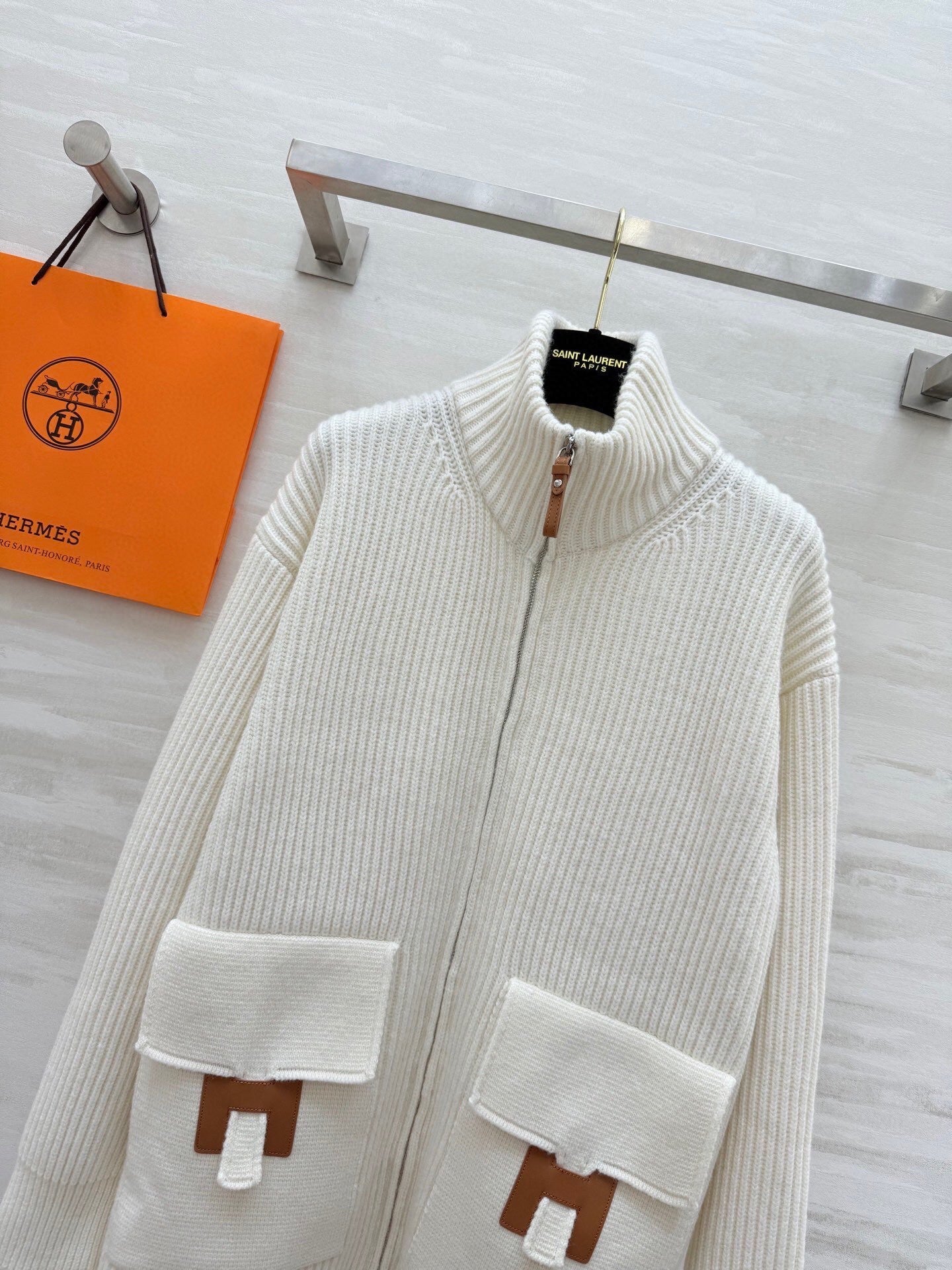 IVORY RIBBED KNIT ZIP CARDIGAN WITH FRONT FLAP POCKETS