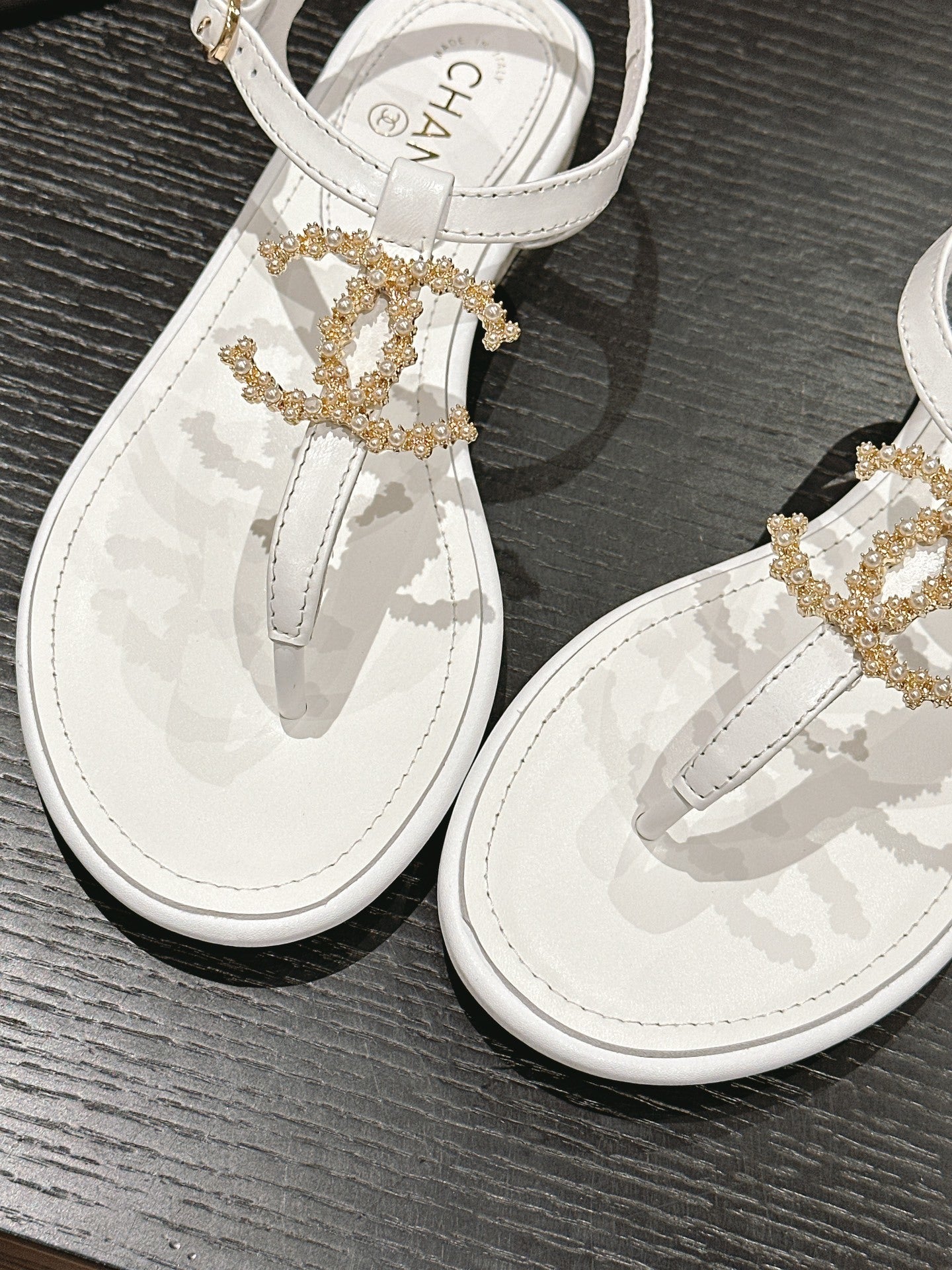 WHITE STRAP SANDALS