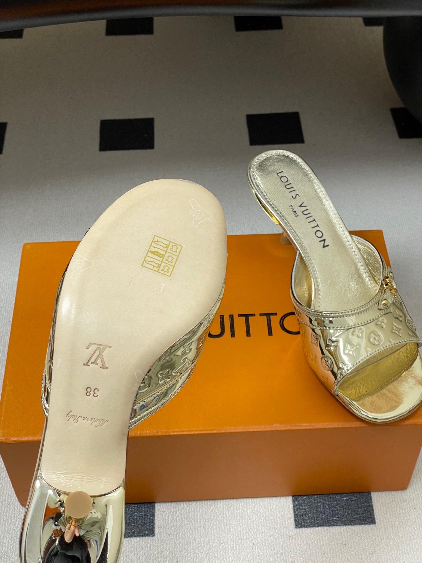GOLD METALLIC EMBOSSED OPEN-TOE HEELS