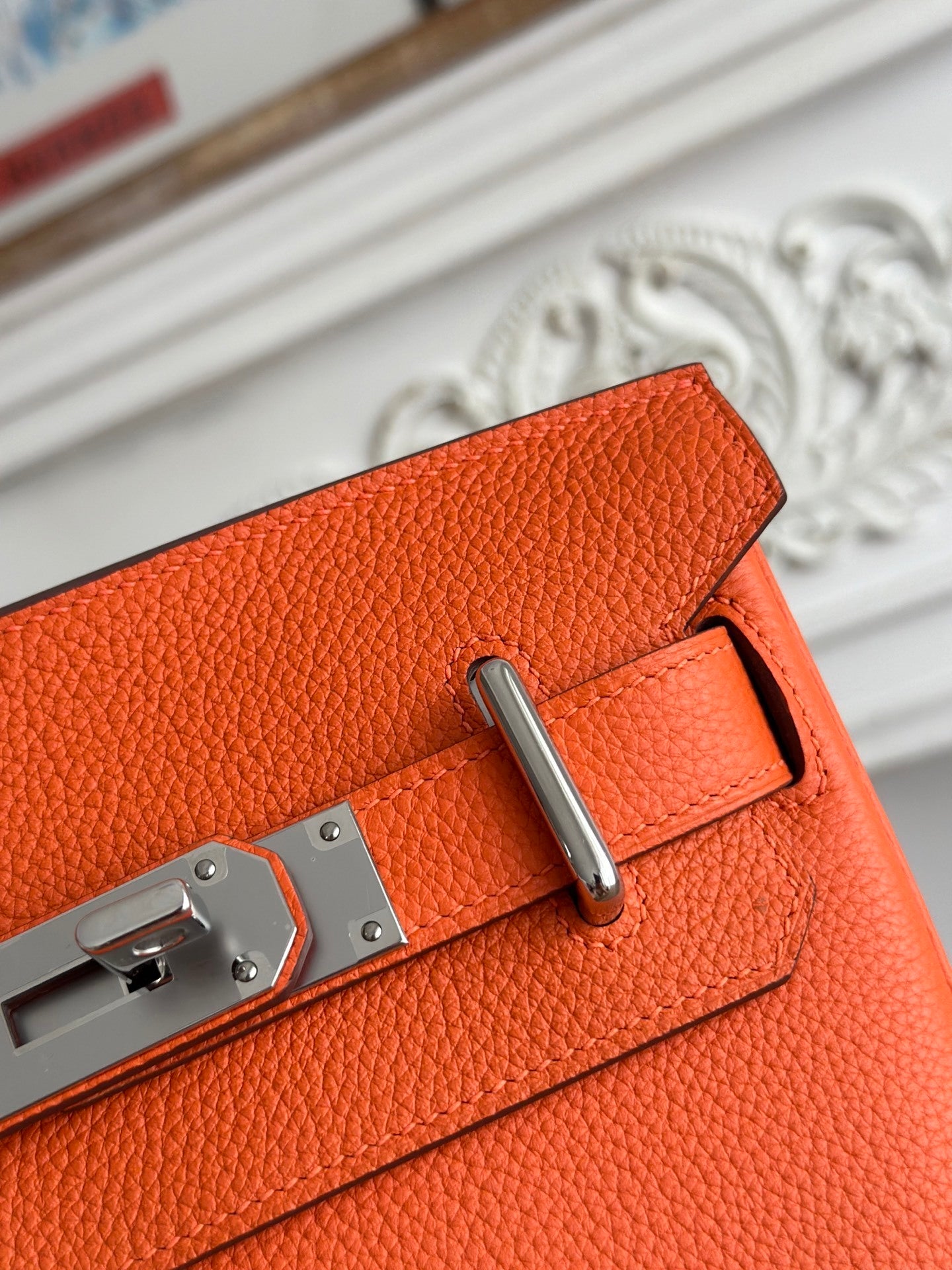 ORANGE TEXTURED LEATHER LOCK CROSSBODY BAG