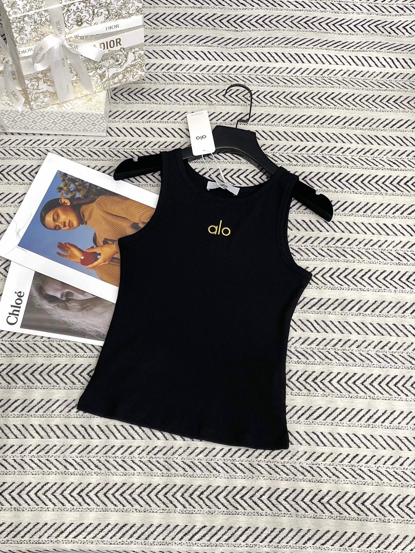 RIBBED LOGO TANK TOP COLLECTION