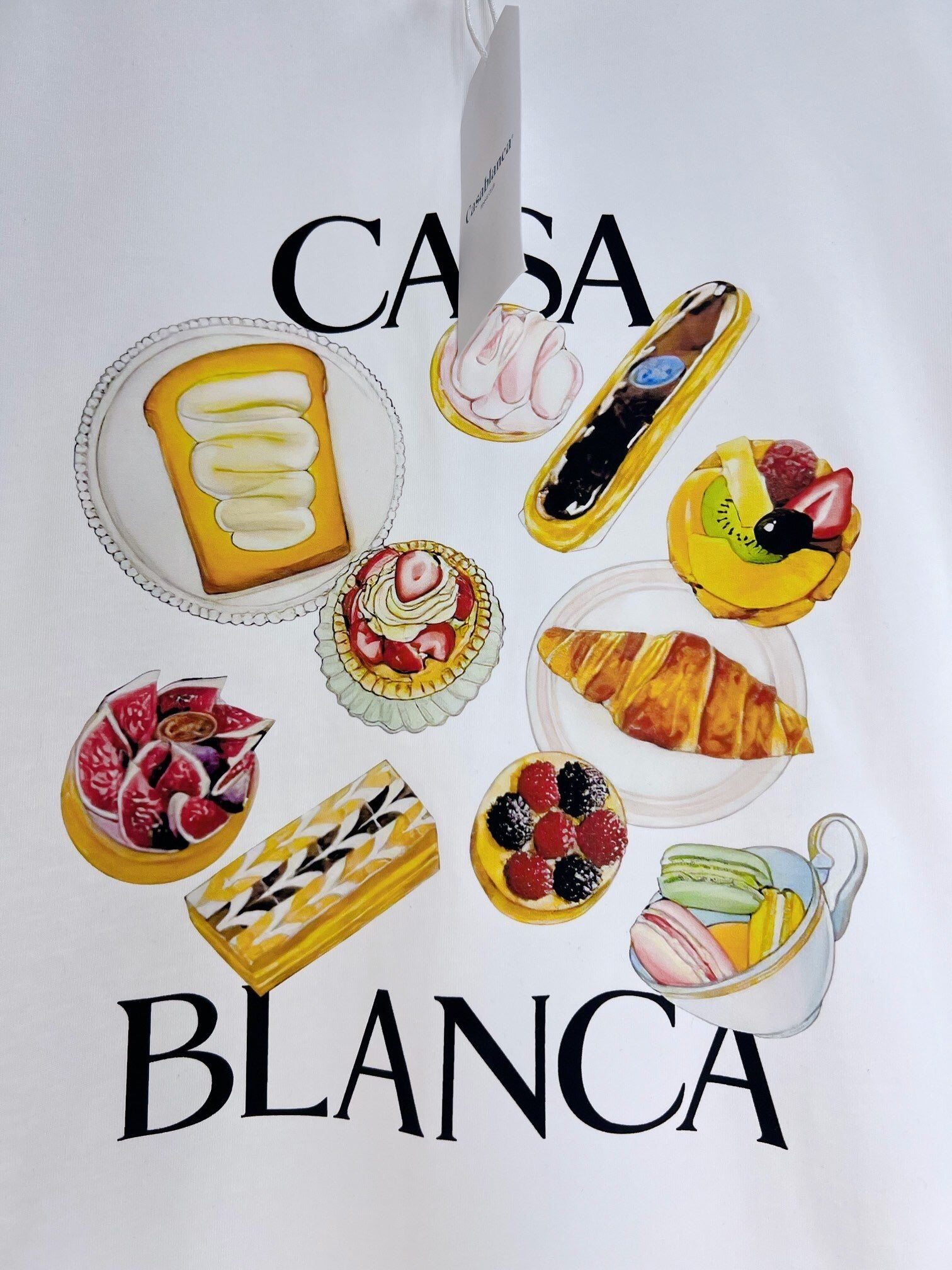 PASTRY GRAPHIC T-SHIRT