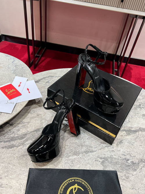 BLACK PATENT PLATFORM ANKLE STRAP HEELS