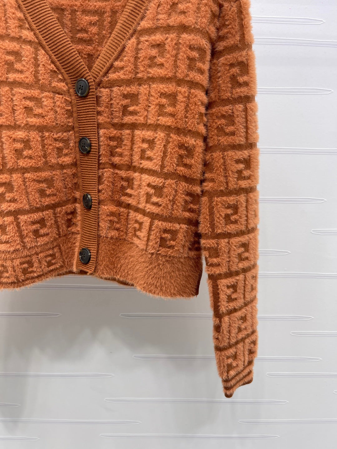 FUZZY KNIT V-NECK CARDIGAN