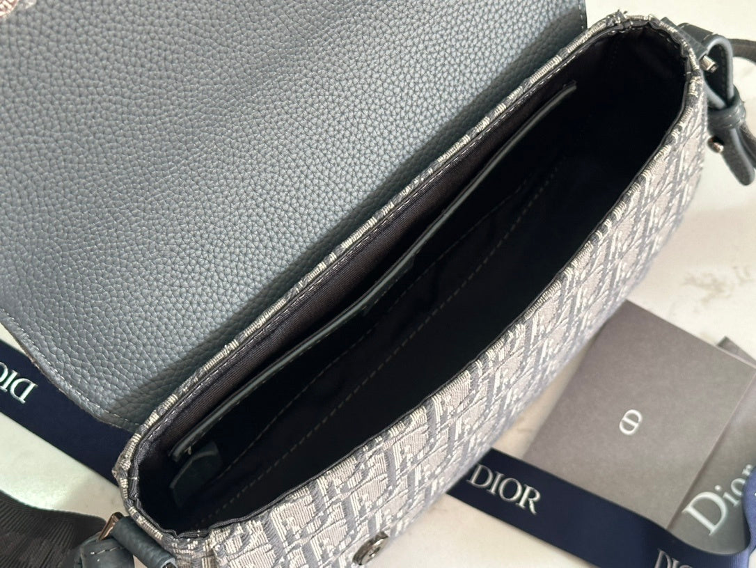 SIGNATURE PATTERN CANVAS CROSSBODY BAG WITH ADJUSTABLE STRAP