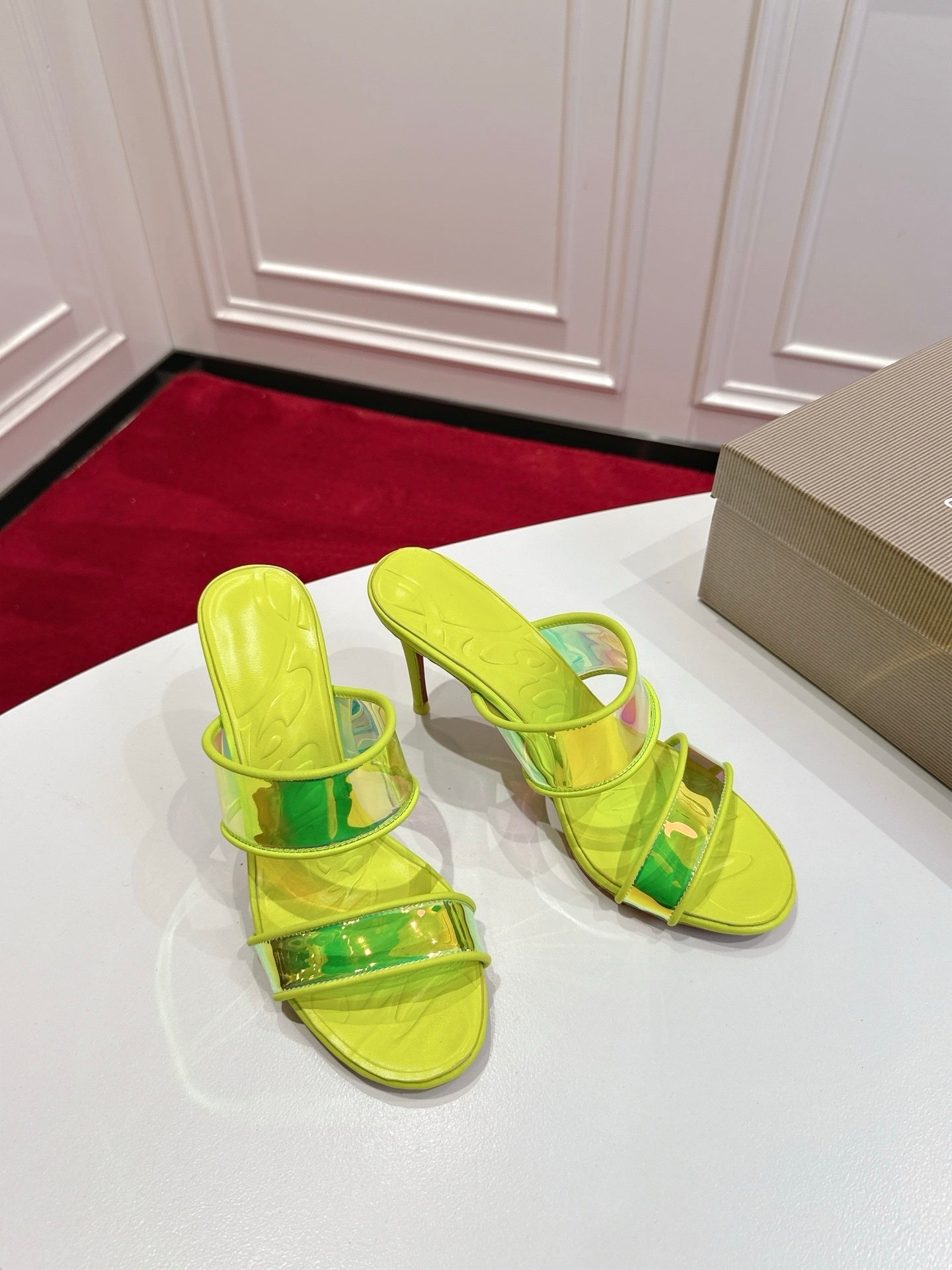 NEON YELLOW TRANSPARENT STRAP MULE HEELS