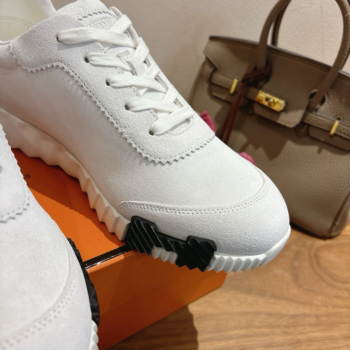 WHITE LEATHER & SUEDE LOW-TOP SNEAKERS