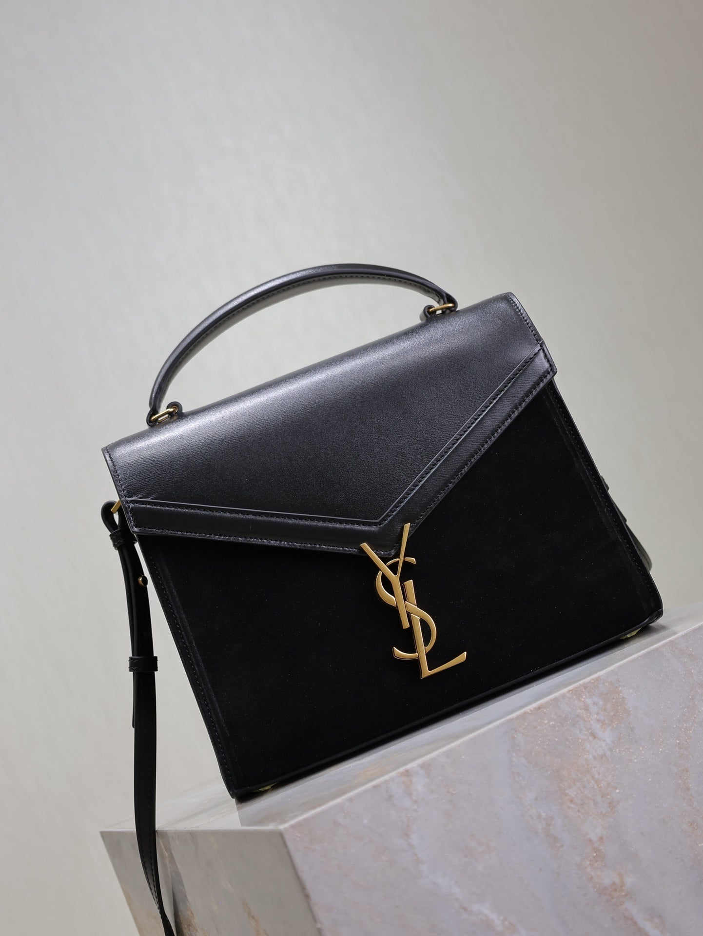 STRUCTURED TOP-HANDLE ENVELOPE BAG