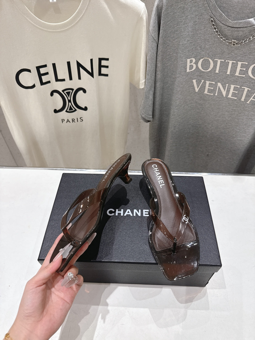 SMOKED BROWN CLEAR HEEL SANDALS