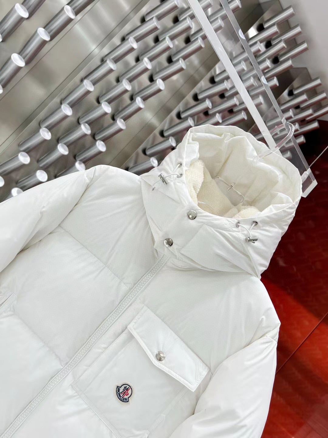 WHITE PADDED HOODED WINTER JACKET