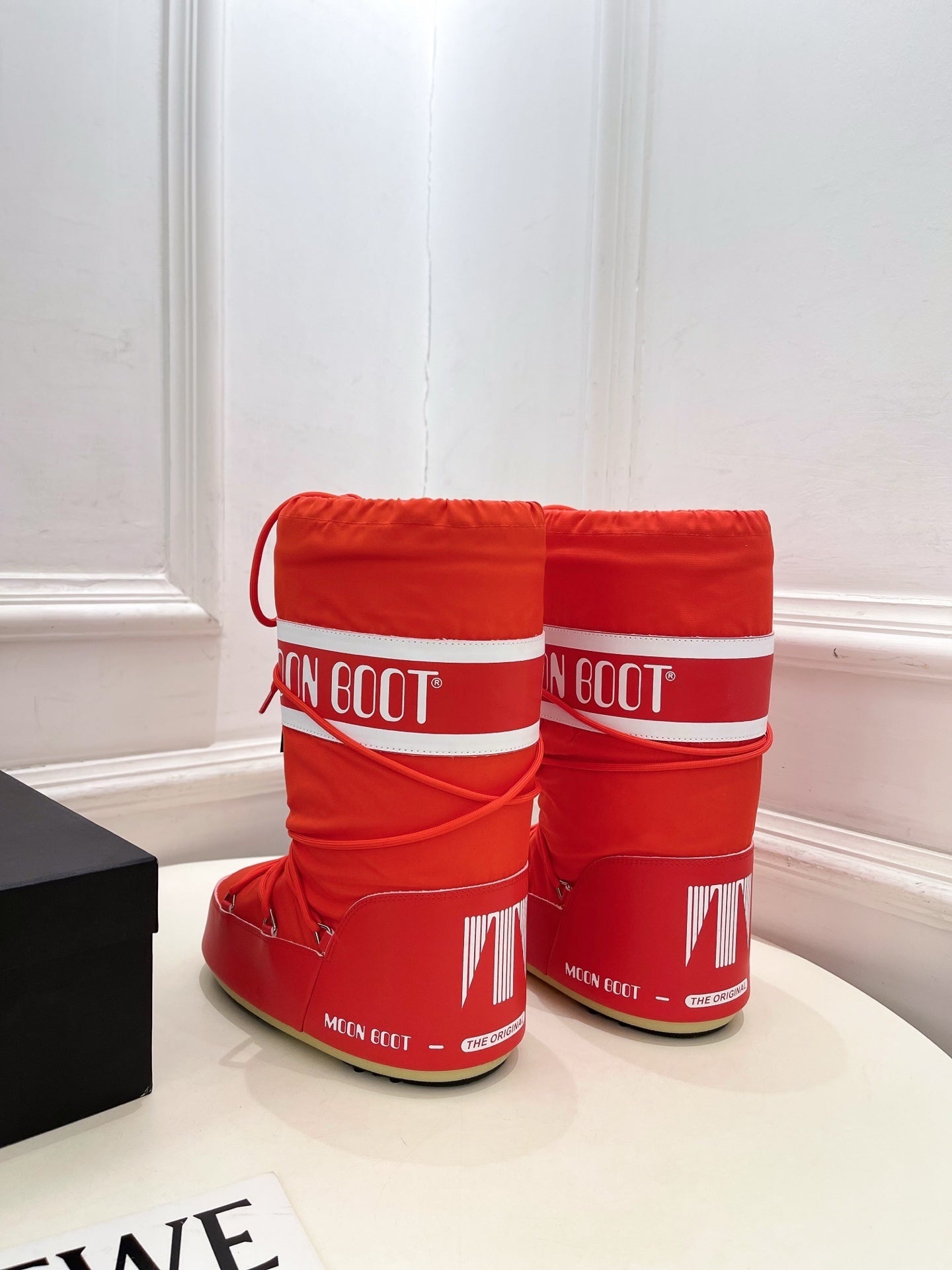 RED PADDED LACE-UP WINTER BOOTS