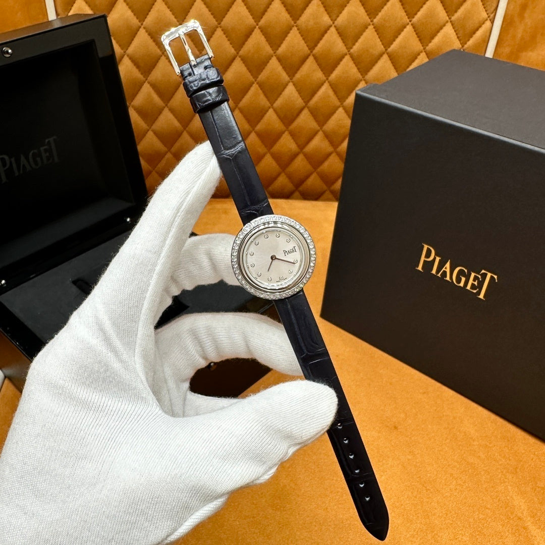 ELEGANT DIAMOND DIAL LEATHER WATCH