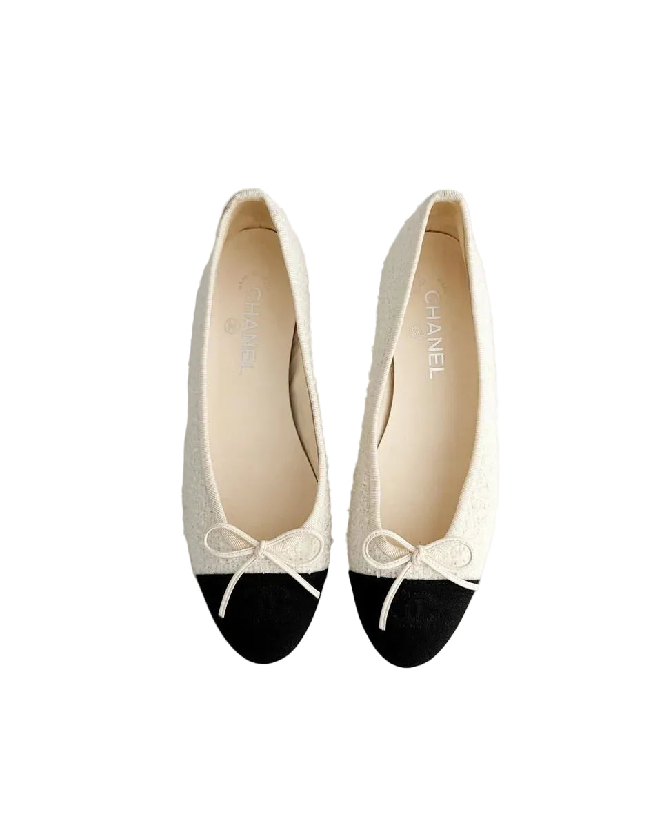 CLASSIC TWO-TONE BALLET