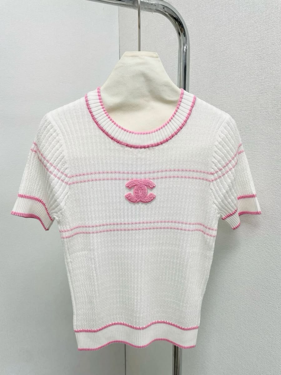 Women's White Ribbed Knit Top with Pink Trim