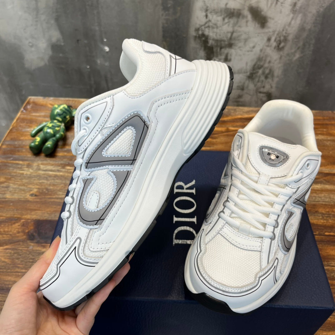 WHITE & GREY TECH RUNNER SNEAKERS