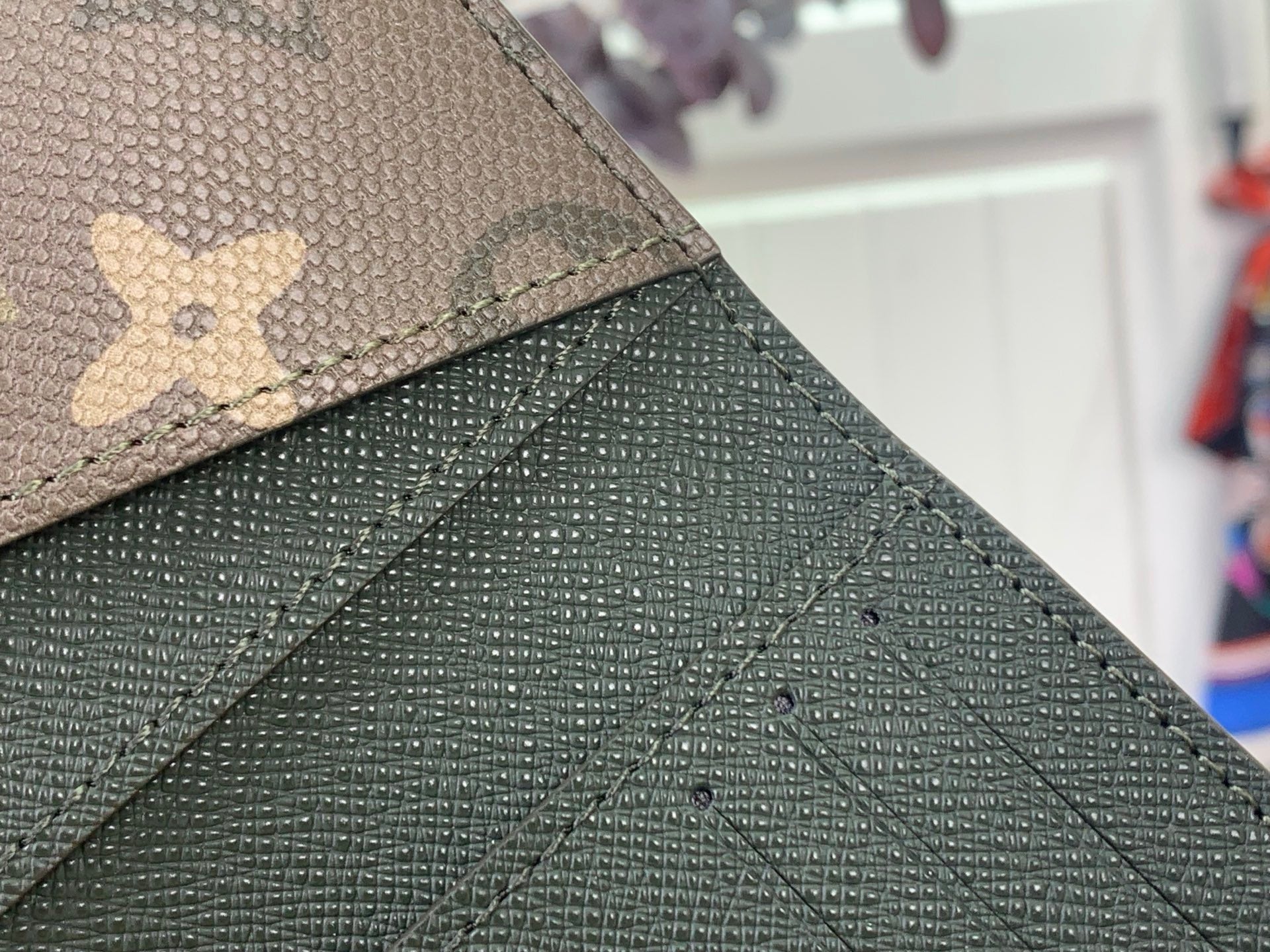 SLIM MONOGRAM WALLET