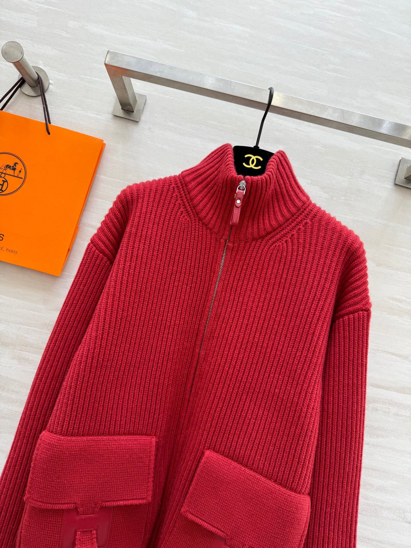 RIBBED ZIP-UP KNIT JACKET WITH FRONT PATCH POCKETS