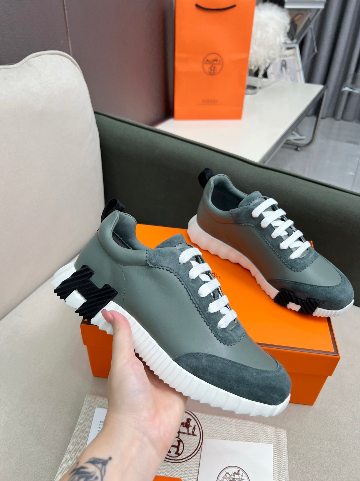 PREMIUM TWO-TONE SUEDE & LEATHER DESIGNER SNEAKERS
