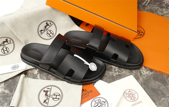 BLACK DOUBLE-STRAP H-CUT LEATHER SLIDE SANDALS