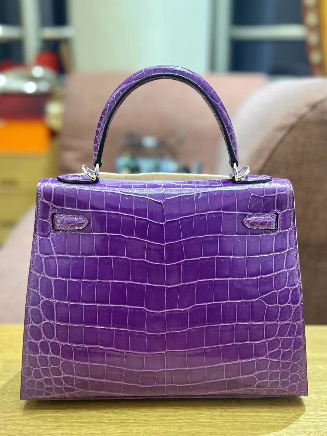 PURPLE CROCODILE EMBOSSED STRUCTURED TOP HANDLE HANDBAG WITH SILVER HARDWARE