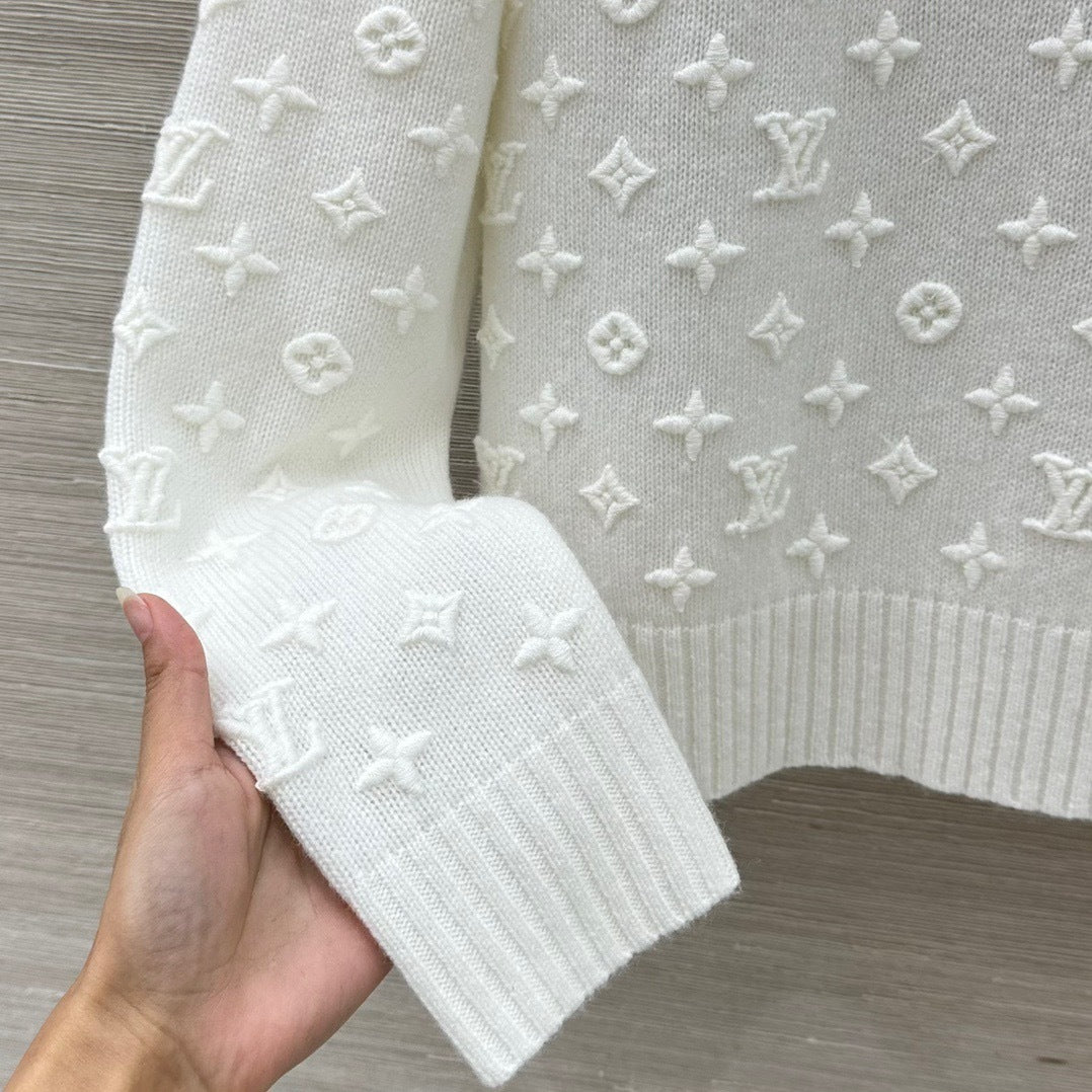 EMBOSSED KNIT SWEATER