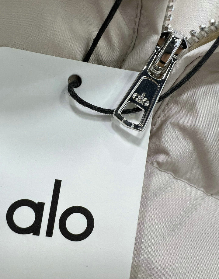 CROPPED PUFFER JACKET WITH HIGH COLLAR