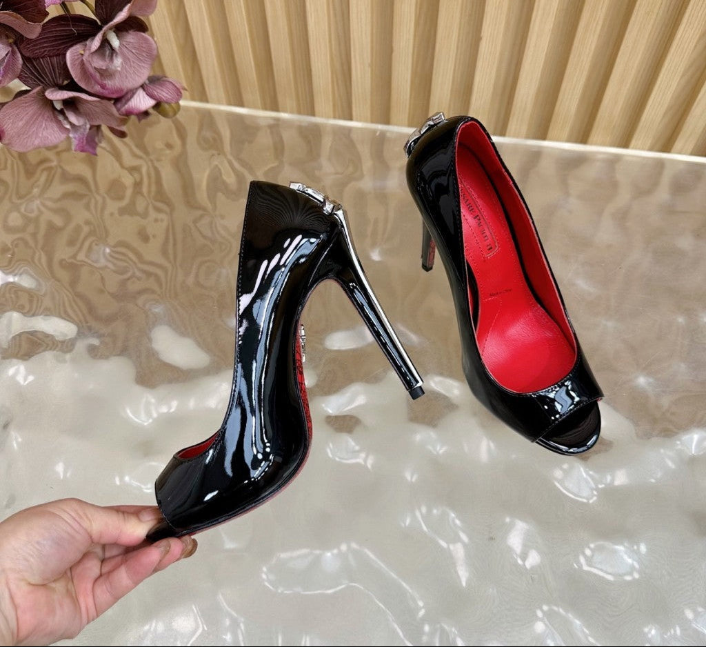 PATENT PEEP-TOE STILETTO PUMPS – CLASSIC BLACK EDITION