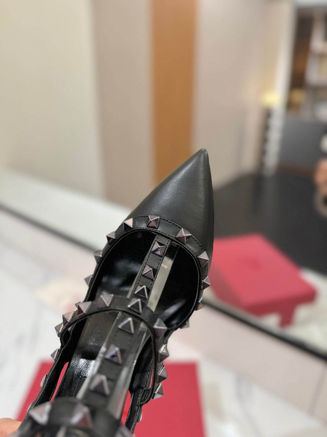 POINTED TOE STRAPPY HEELS – BLACK STUDDED DESIGN