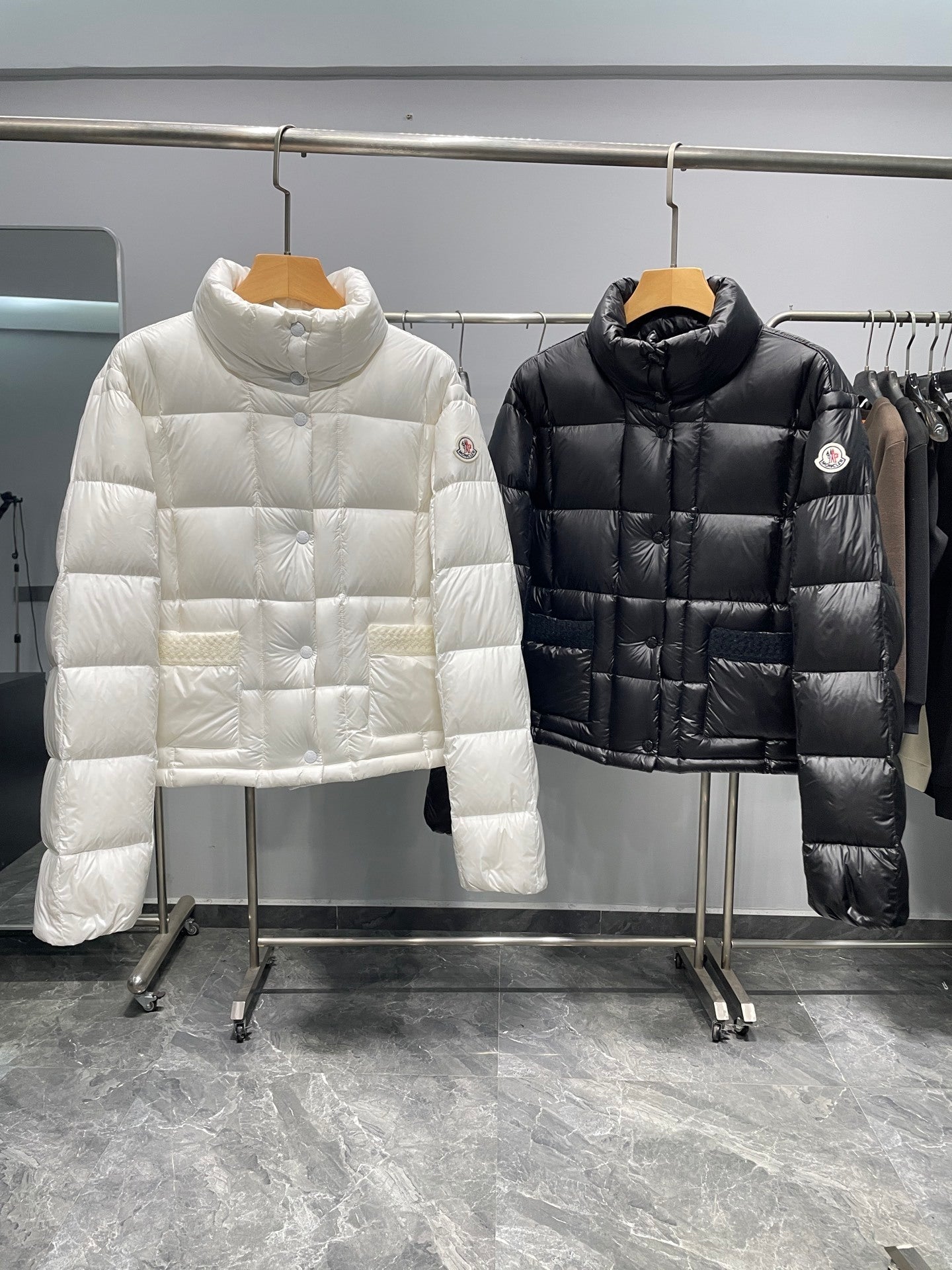 QUILTED HIGH-NECK PUFFER DOWN JACKET