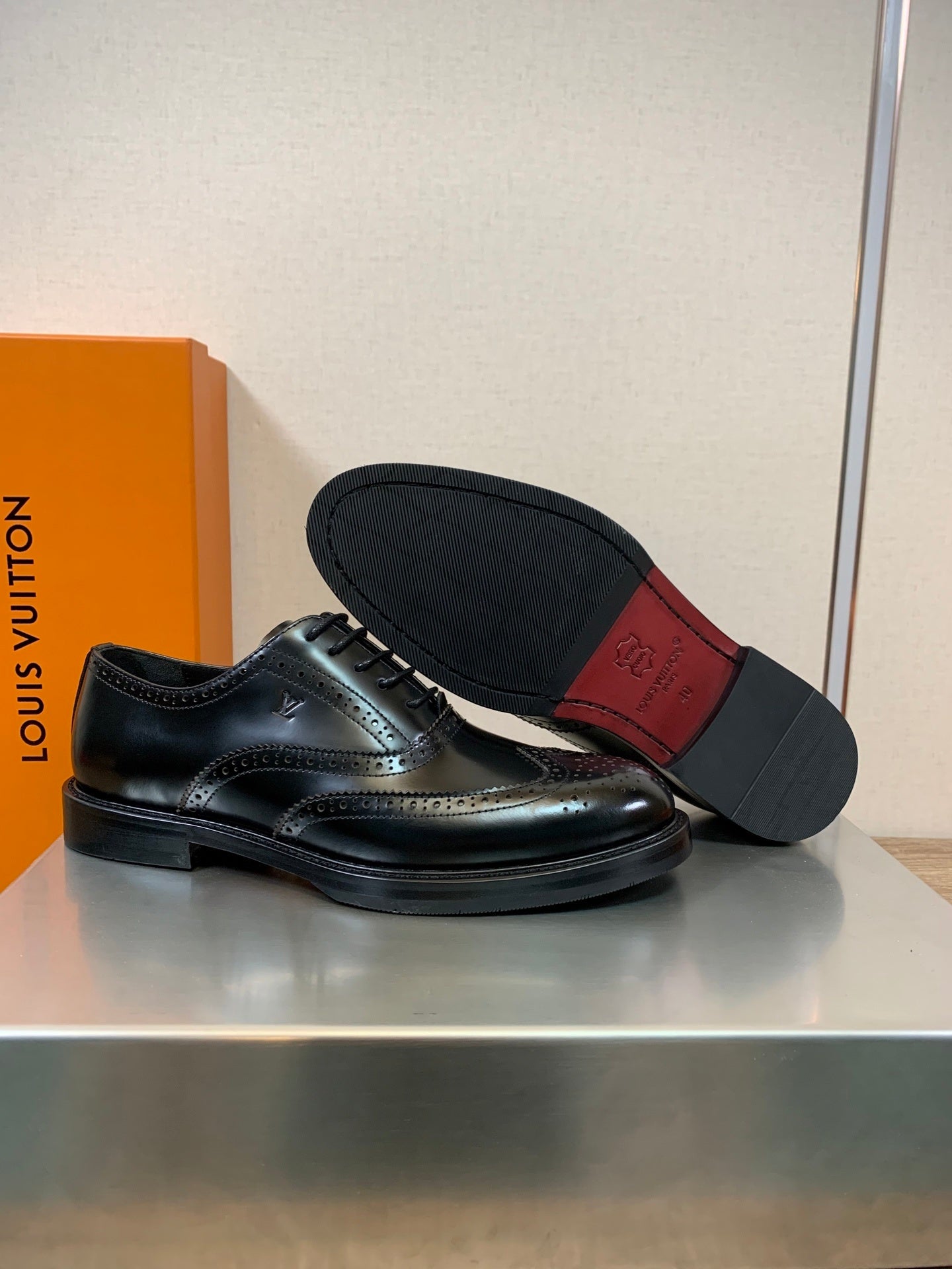 CLASSIC BLACK LEATHER BROGUE DRESS SHOES