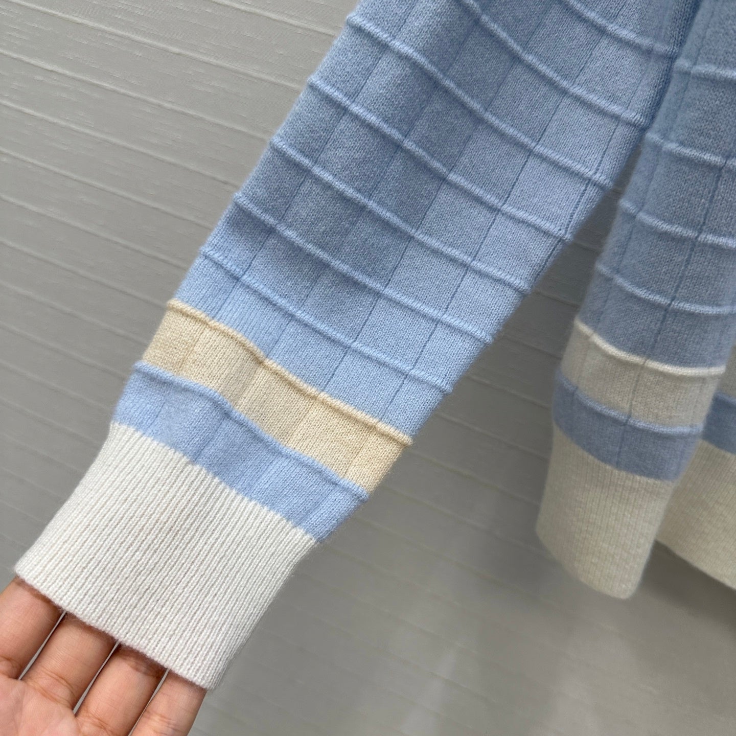 SOFT BLUE TEXTURED CARDIGAN WITH CONTRAST BUTTONS