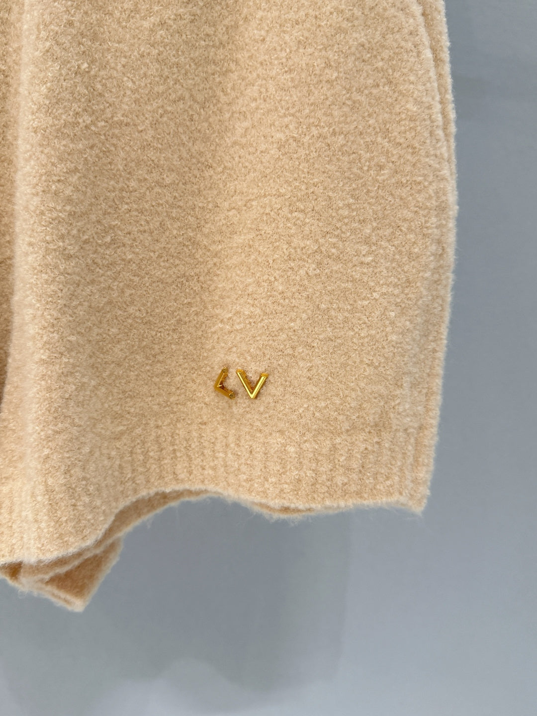 SOFT KNIT CROP TOP & SHORT SET WITH LOGO DETAIL