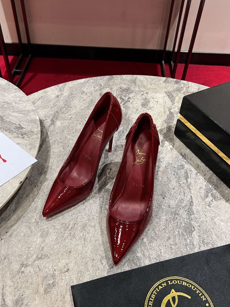 RED PATENT POINTED-TOE PUMPS
