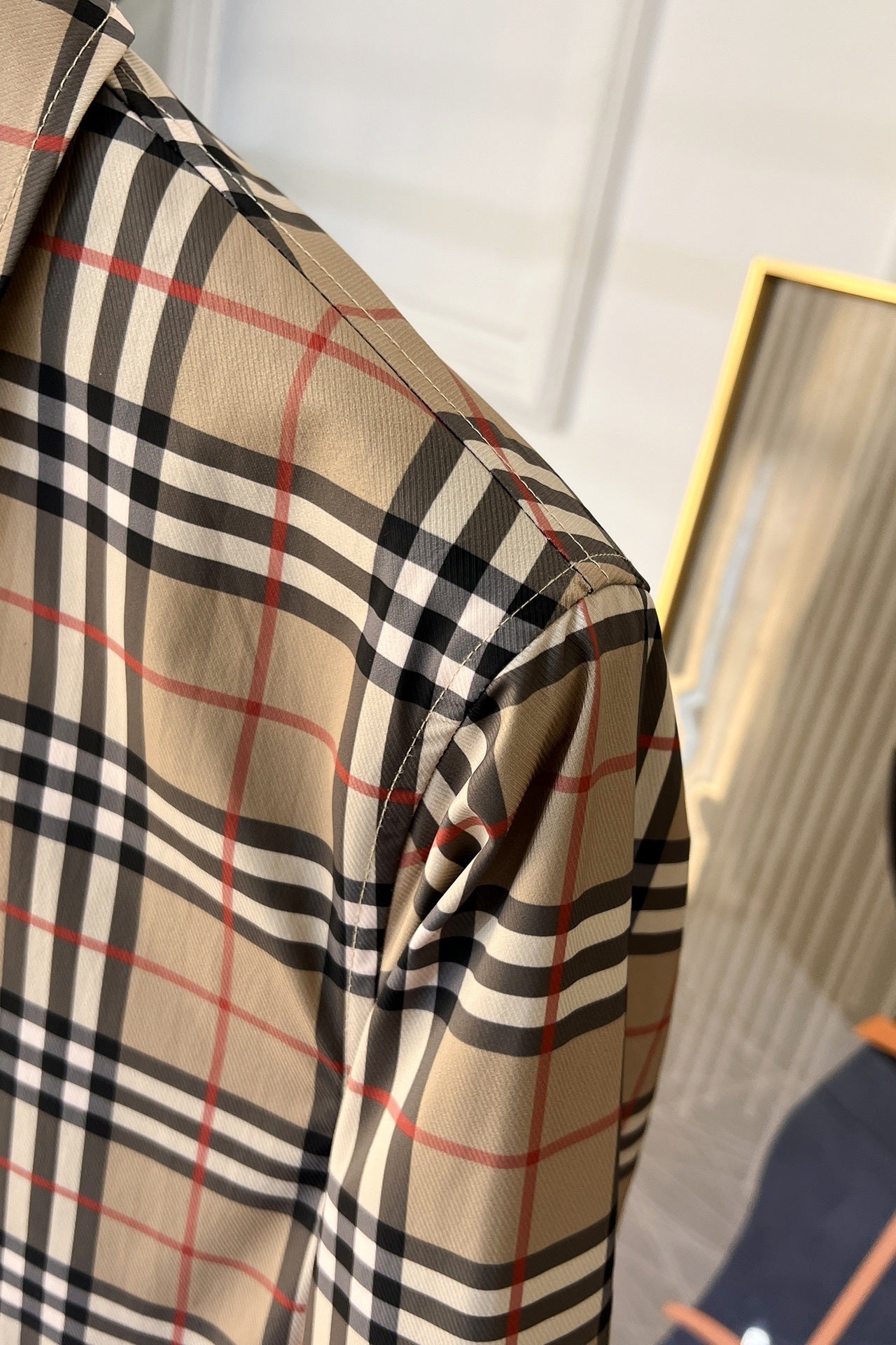 CLASSIC CHECK ZIP-UP JACKET WITH ELASTICATED CUFFS